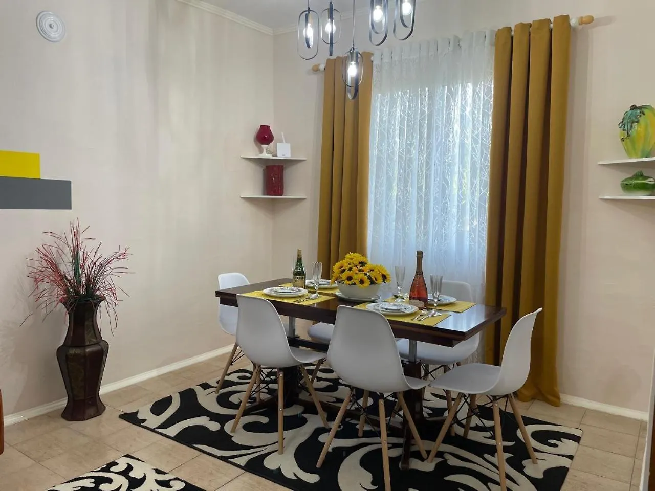 Villa Oni Tirana